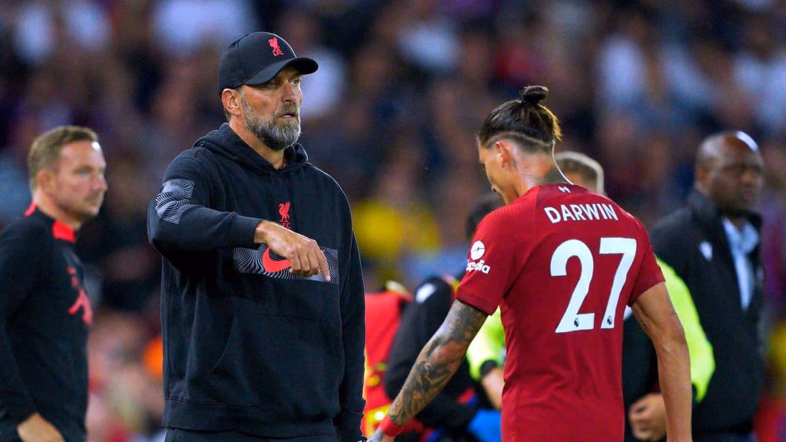 Klopp giúp Liverpool vượt qua mùa giải 2022-2023 cực kỳ khó khăn. Ảnh: TheTelegraph Klopp giúp Liverpool vượt qua mùa giải 2022-2023 cực kỳ khó khăn. Ảnh: TheTelegraph