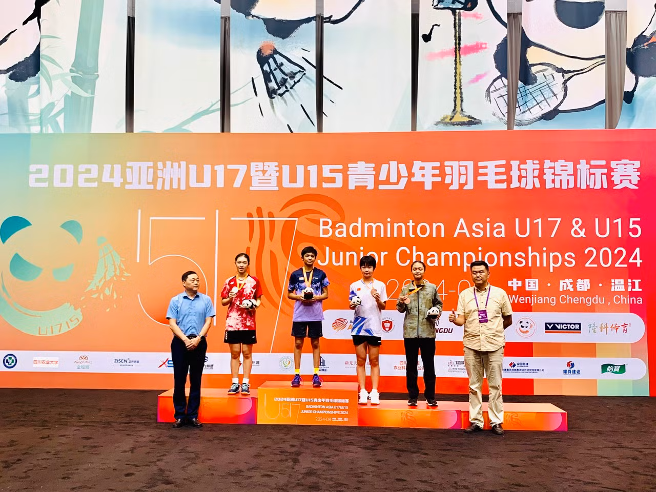 Đại diện Việt Nam giành huy chương Bạc U15 chung cuộc. Đại diện Việt Nam giành huy chương Bạc U15 chung cuộc.
