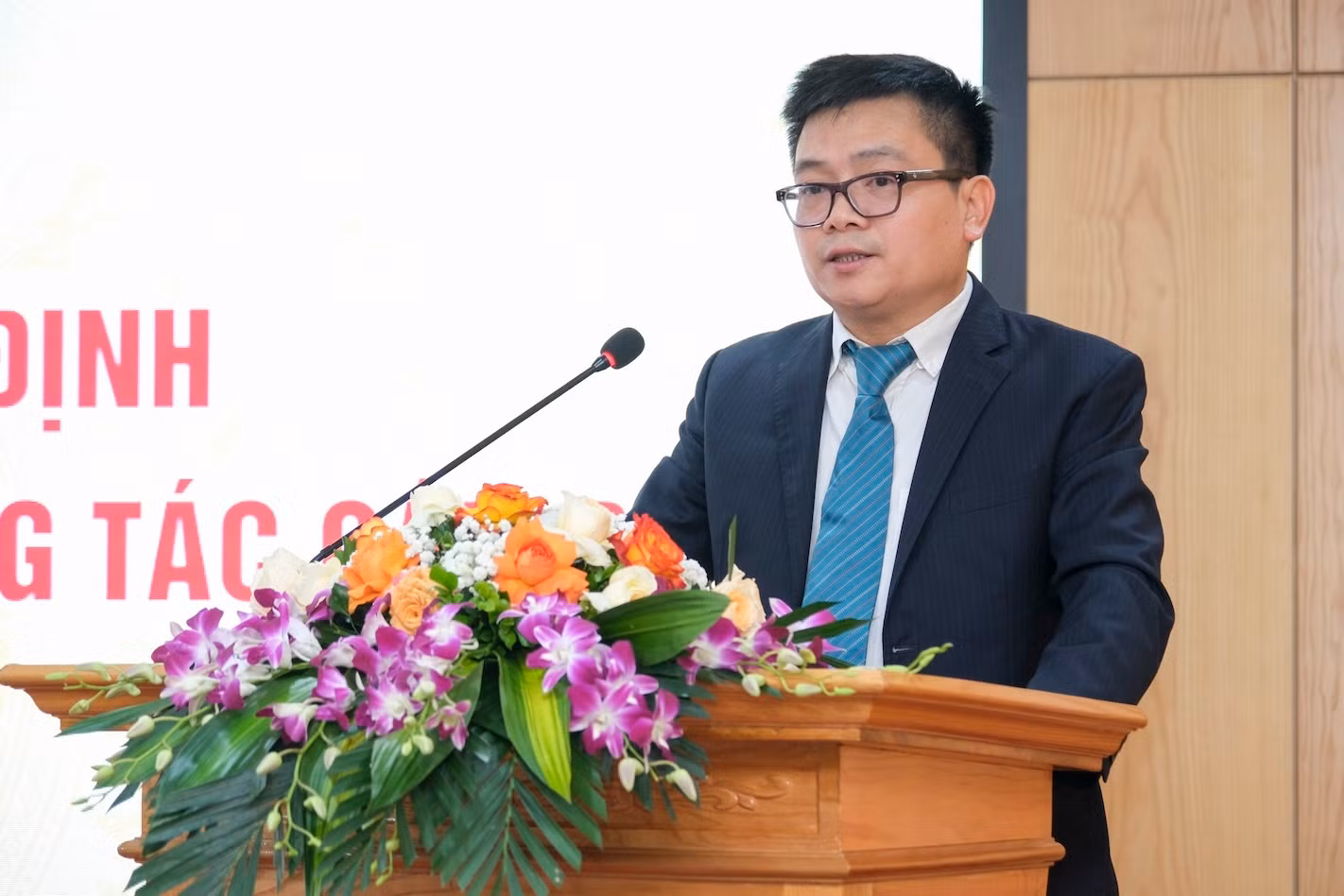 Tân Thứ trưởng Công thương Trương Thanh Hoài phát biểu tại lễ trao quyết định bổ nhiệm. Tân Thứ trưởng Công thương Trương Thanh Hoài phát biểu tại lễ trao quyết định bổ nhiệm.