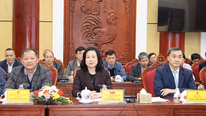 Lãnh đạo Bộ Y tế dự lễ ký kết. Lãnh đạo Bộ Y tế dự lễ ký kết.