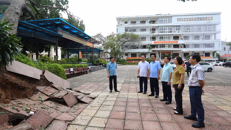 Ngày 9/9, lãnh đạo tỉnh Bắc Ninh kiểm tra công tác khắc phục hậu quả bão số 3 tại các cơ sở giáo dục.