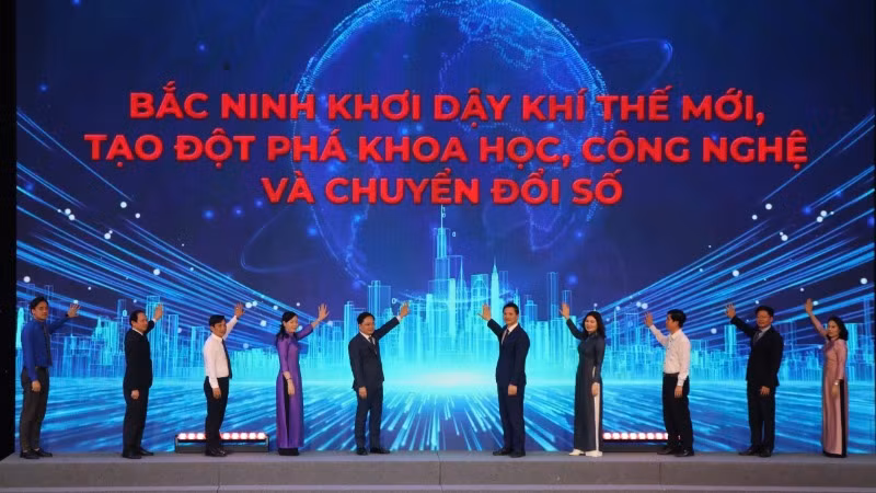 Chính thức bấm nút triển khai các phong trào thi đua thực hiện Nghị quyết 57-NQ/TW của Bộ Chính trị. Chính thức bấm nút triển khai các phong trào thi đua thực hiện Nghị quyết 57-NQ/TW của Bộ Chính trị.