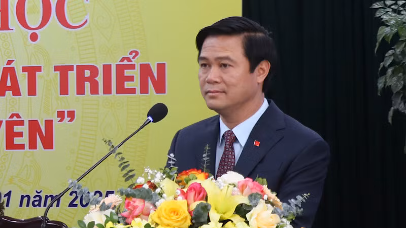 Phó Chủ tịch Ủy ban nhân dân tỉnh Bắc Ninh Lê Xuân Lợi phát biểu tại Hội thảo.