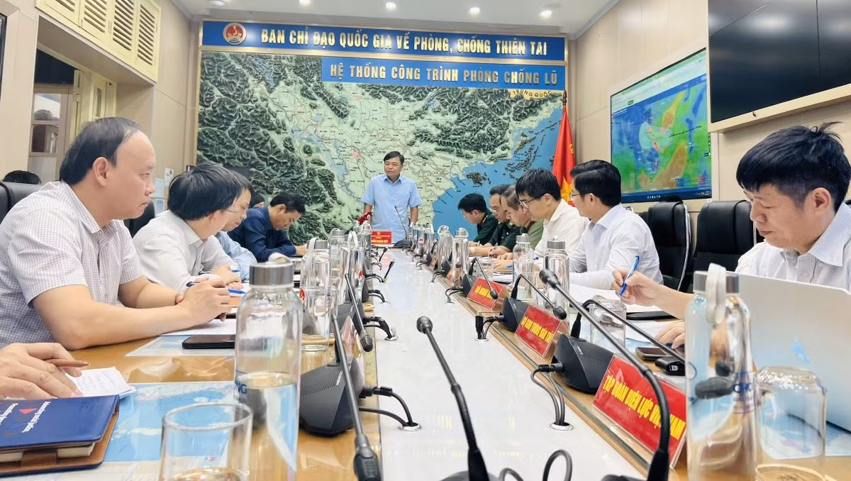 Toàn cảnh cuộc họp tại đầu cầu Bộ Nông nghiệp và Phát triển nông thôn.