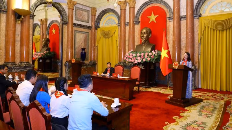 Phó Chủ tịch nước Võ Thị Ánh Xuân phát biểu tại buổi tiếp. Phó Chủ tịch nước Võ Thị Ánh Xuân phát biểu tại buổi tiếp.