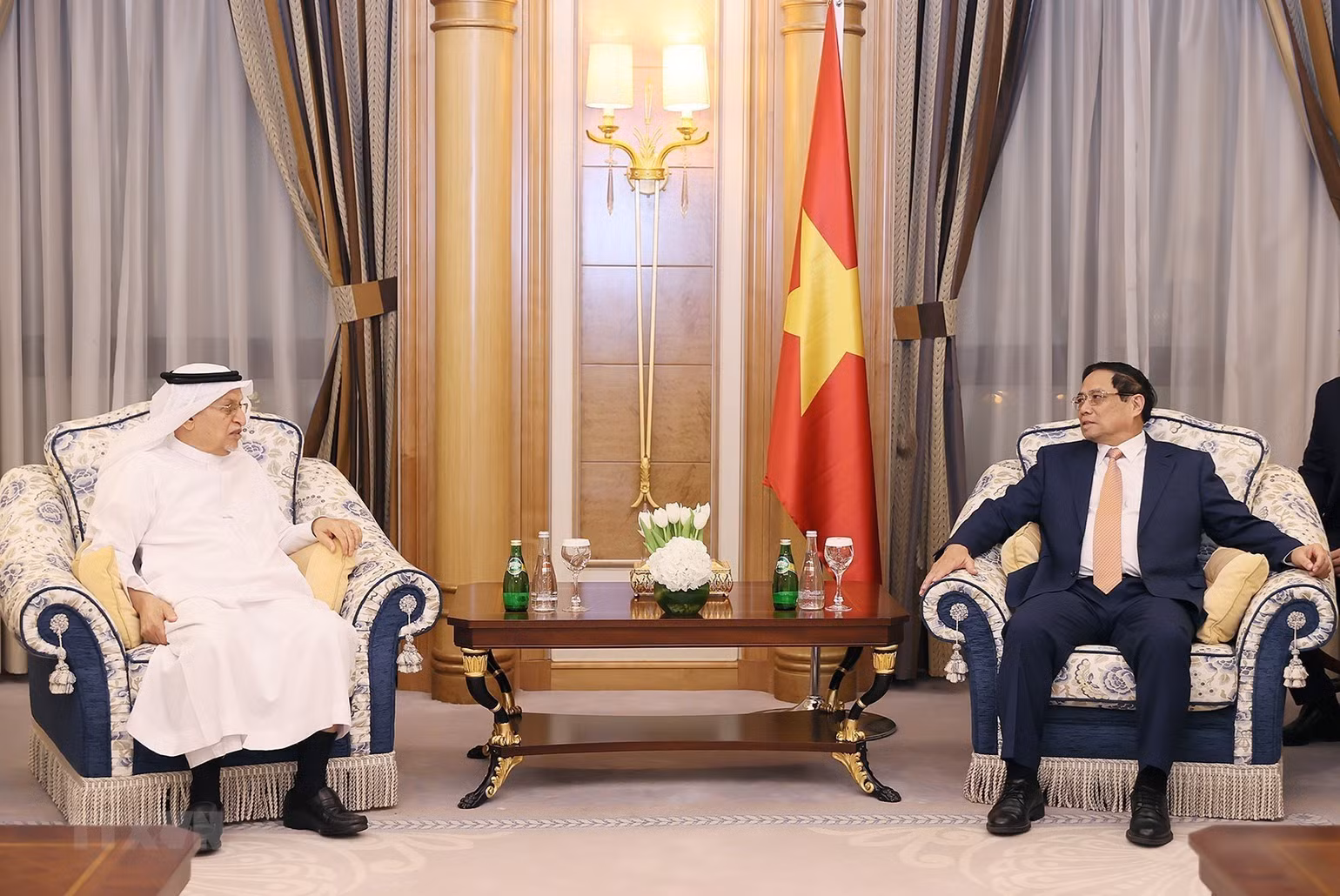 Thủ tướng Phạm Minh Chính tiếp ông Abdulrahman Al Zamil, Chủ tịch Tập đoàn Zamil và các lãnh đạo Công ty Đầu tư Công nghiệp Zamil.
