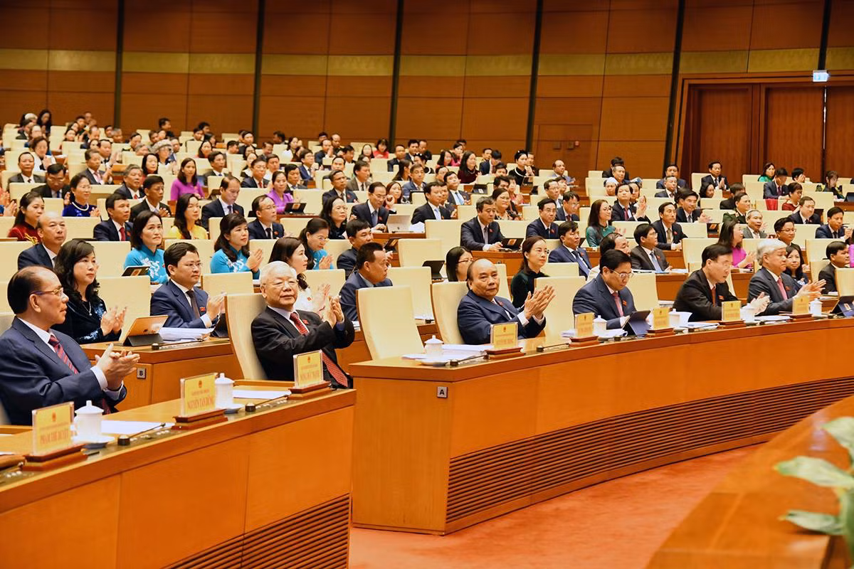 Quang cảnh phiên khai mạc Kỳ họp thứ 4, Quốc hội Khoá XV tại Hội trường Diên Hồng (Nhà Quốc hội).