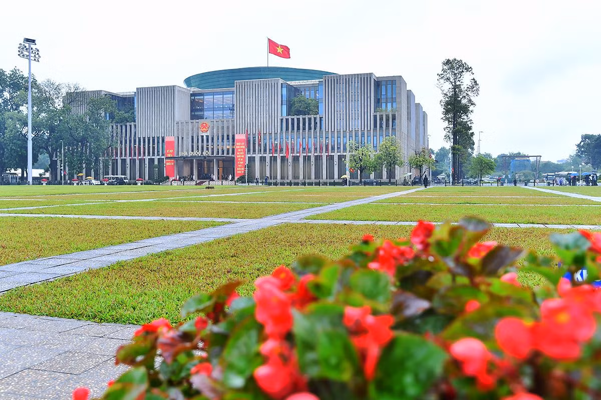 Nhà Quốc hội - nơi diễn ra Kỳ họp thứ tư, Quốc hội khóa XV. Theo dự kiến, kỳ họp sẽ diễn ra từ ngày 20/10 đến 15/11, với nhiều nội dung, quyết sách quan trọng.