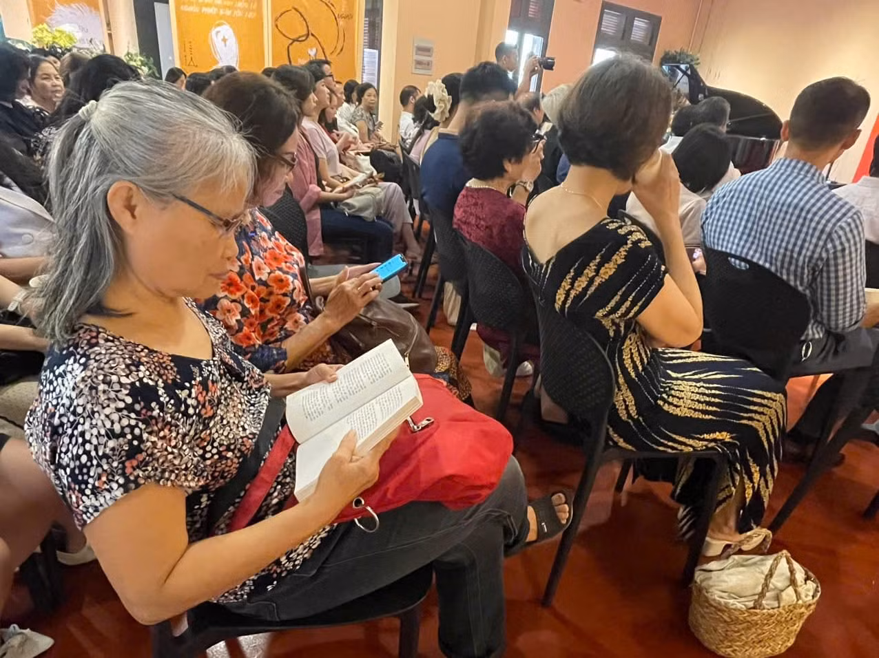 Theo đánh giá từ giới chuyên môn, tác phẩm của Phan Đăng phù hợp với đa dạng bạn đọc.