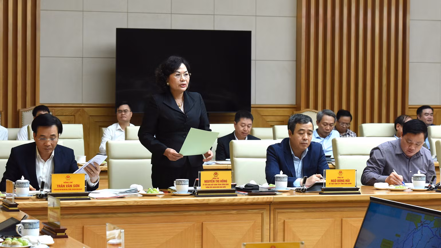 Thống đốc Ngân hàng Nhà nước Việt Nam Nguyễn Thị Hồng phát biểu.