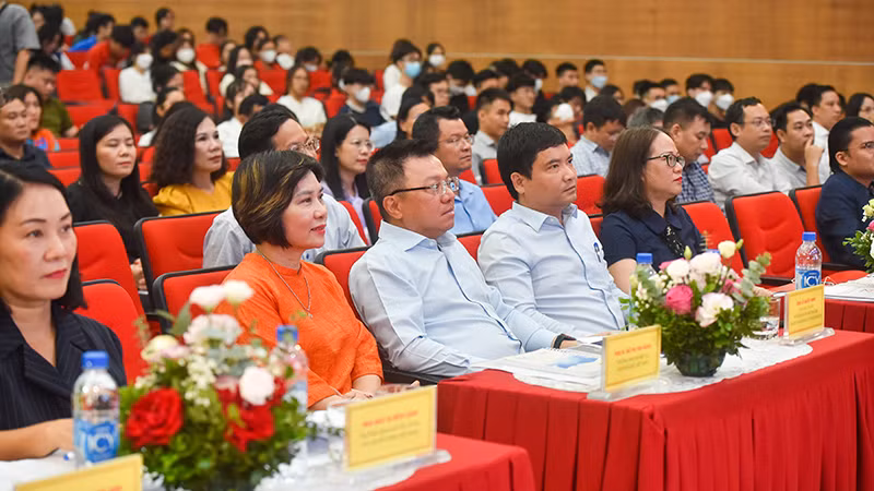 Đại biểu tham dự Hội thảo. Đại biểu tham dự Hội thảo.