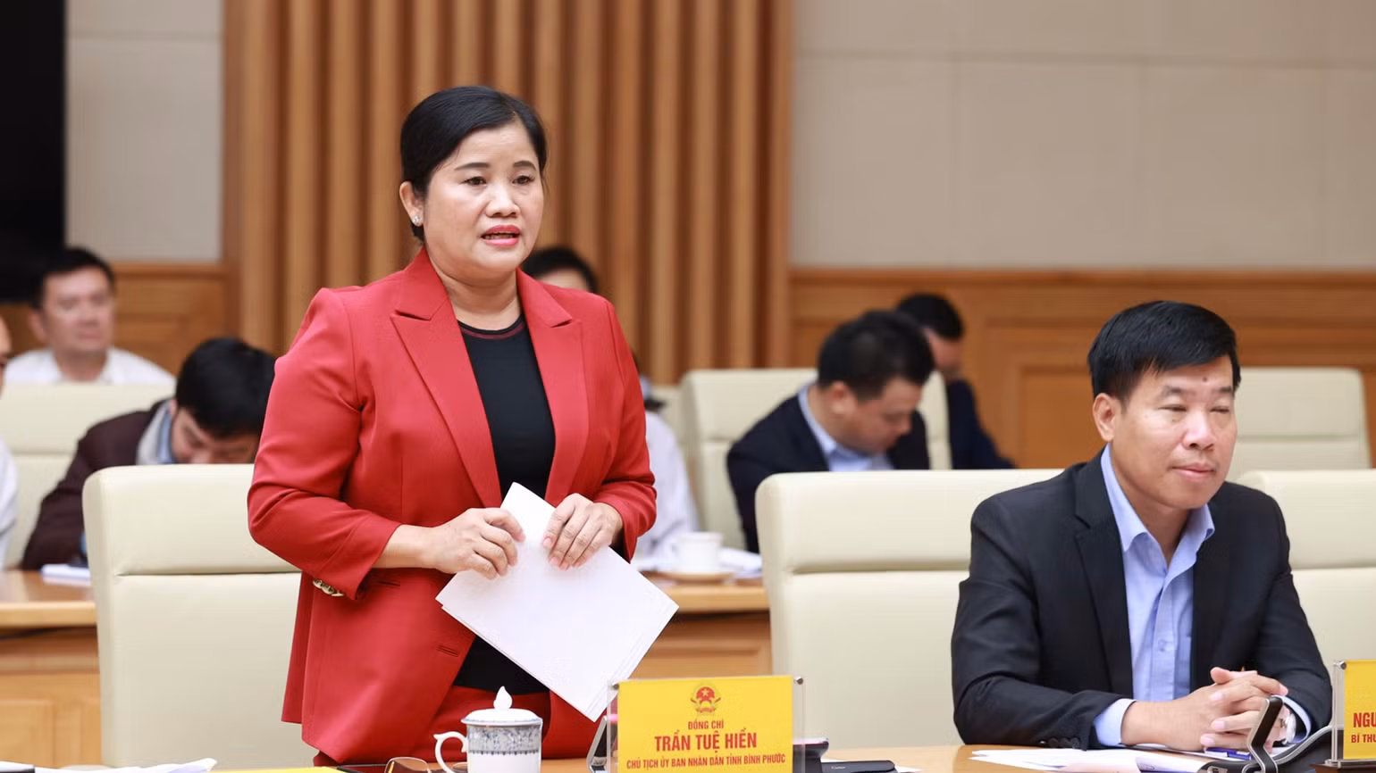 Chủ tịch tỉnh Bình Phước Trần Tuệ Hiền phát biểu.