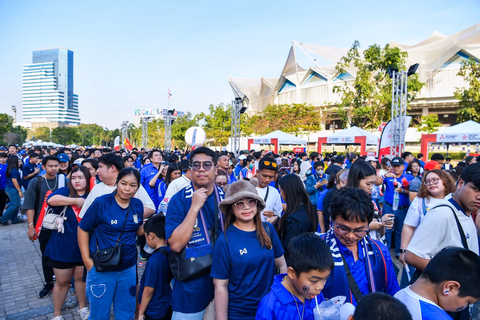 Trong trận chung kết lượt đi, Đội tuyển Thái Lan đã thất bại trước các chiến binh sao vàng với tỷ số 1-2. Trong trận chung kết lượt đi, Đội tuyển Thái Lan đã thất bại trước các chiến binh sao vàng với tỷ số 1-2.