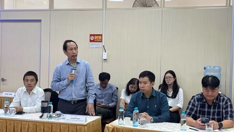 Ông Vũ Anh Tuấn, Tổng Thư ký Hội Tin học Thành phố Hồ Chí Minh, thông tin tại họp báo.