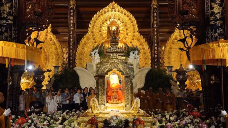 Đây cũng là sự kiện có ý nghĩa lớn về chính trị, ngoại giao và văn hóa; là dịp để quảng bá hình ảnh đất nước Việt Nam nói chung và tỉnh Ninh Bình nói riêng; khẳng định chính sách tự do tôn giáo và đường lối đối ngoại rộng mở của Đảng và Nhà nước ta. Đây cũng là sự kiện có ý nghĩa lớn về chính trị, ngoại giao và văn hóa; là dịp để quảng bá hình ảnh đất nước Việt Nam nói chung và tỉnh Ninh Bình nói riêng; khẳng định chính sách tự do tôn giáo và đường lối đối ngoại rộng mở của Đảng và Nhà nước ta.