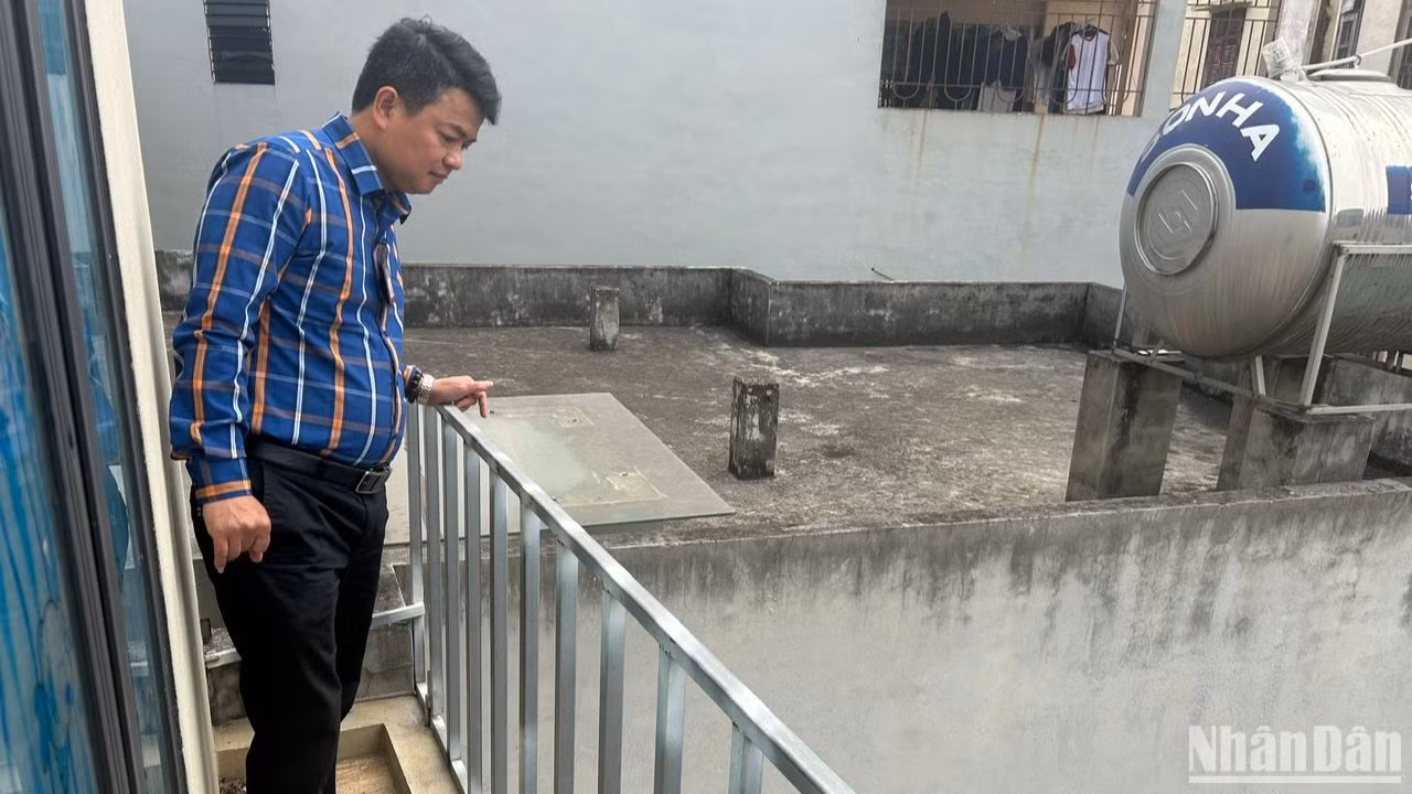 Phần lớn các nhà trọ hiện nay không bố trí được lối thoát nạn thứ 2 theo đúng quy định. Phần lớn các nhà trọ hiện nay không bố trí được lối thoát nạn thứ 2 theo đúng quy định.