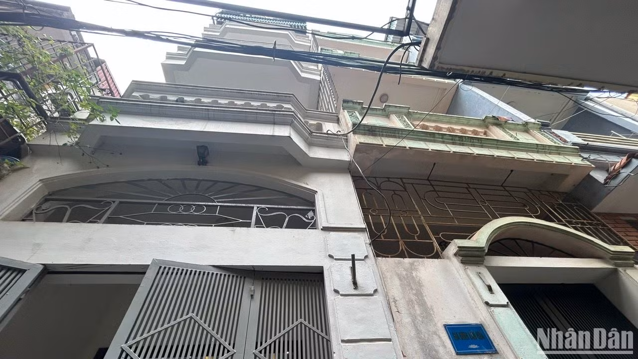 Nhiều chủ nhà trọ không có điều kiện tài chính hoặc nhà quá cũ không thể cải tạo đạt chuẩn đã chọn giải pháp đóng cửa. Nhiều chủ nhà trọ không có điều kiện tài chính hoặc nhà quá cũ không thể cải tạo đạt chuẩn đã chọn giải pháp đóng cửa.