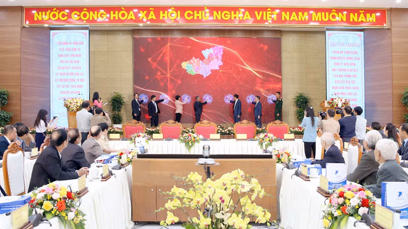 Chính thức vận hành Trung tâm điều hành thông minh IOC tỉnh Lâm Đồng.