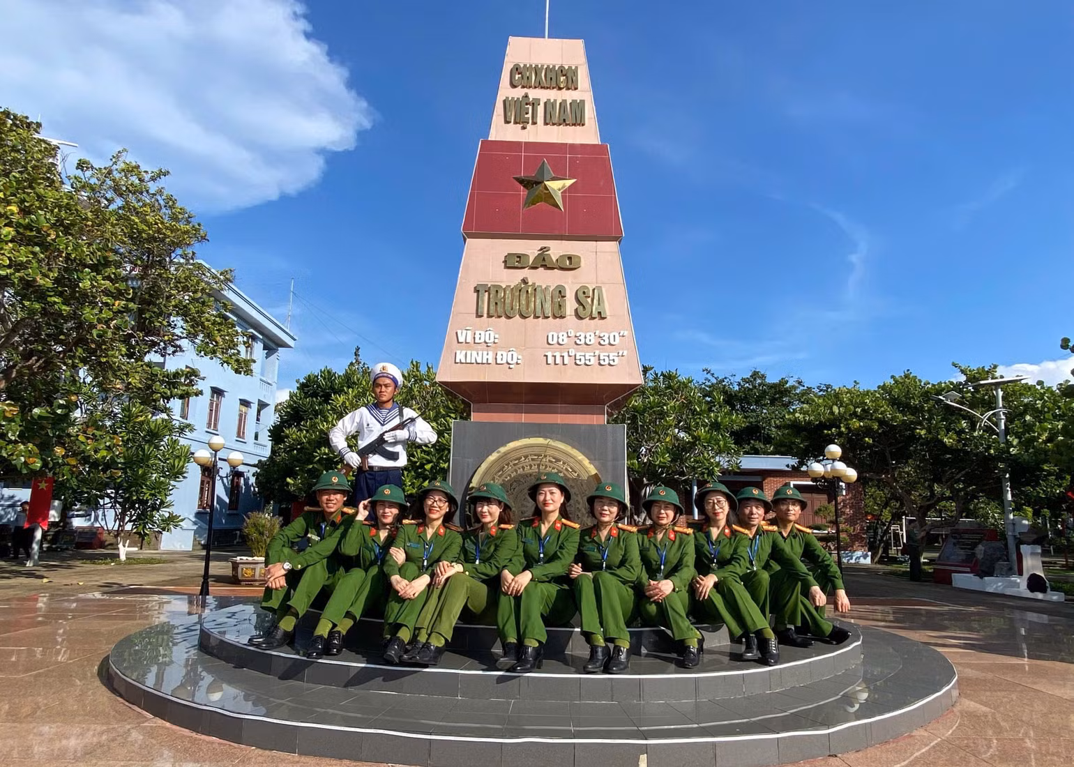 Đảo Trường Sa - điểm đến đầy ý nghĩa trong mỗi hải trình. Đảo Trường Sa - điểm đến đầy ý nghĩa trong mỗi hải trình.