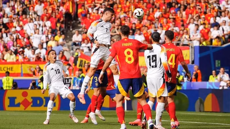 [EURO QUIZ] Trận chung kết EURO 2024 diễn ra ở đâu, khi nào? ảnh 1