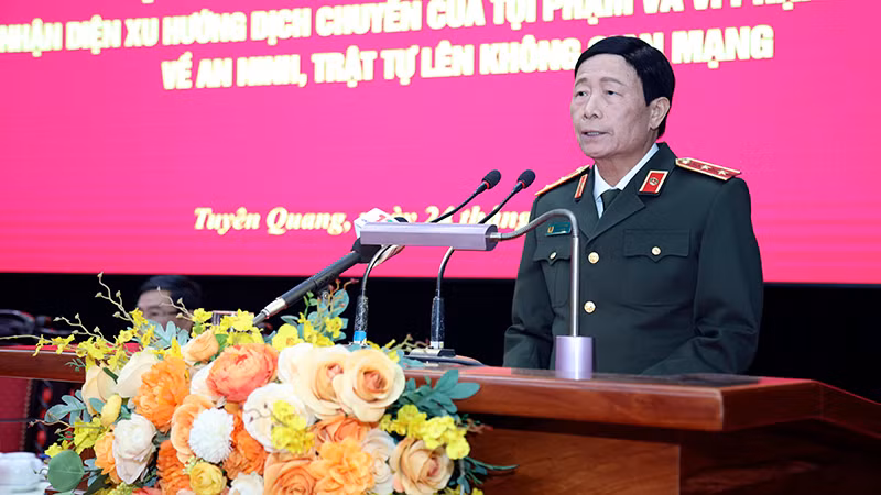 Hội thảo khoa học Nhận diện xu hướng dịch chuyển của tội phạm và vi phạm pháp luật về an ninh, trật tự lên không gian mạng ảnh 5