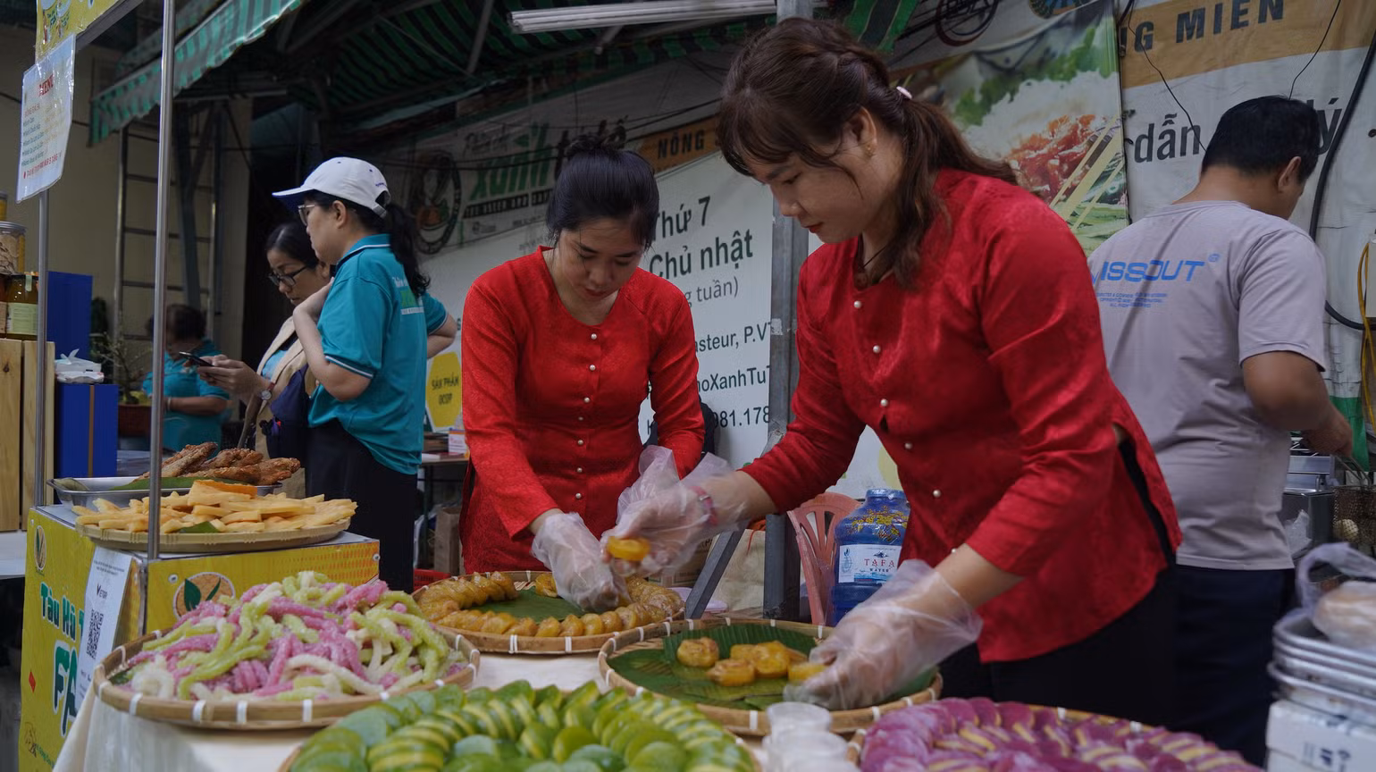 Nhiều sản phẩm đặc trưng đến nhiều vùng miền.