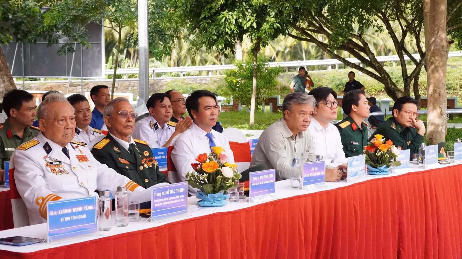 Các đại biểu dự Chương trình.