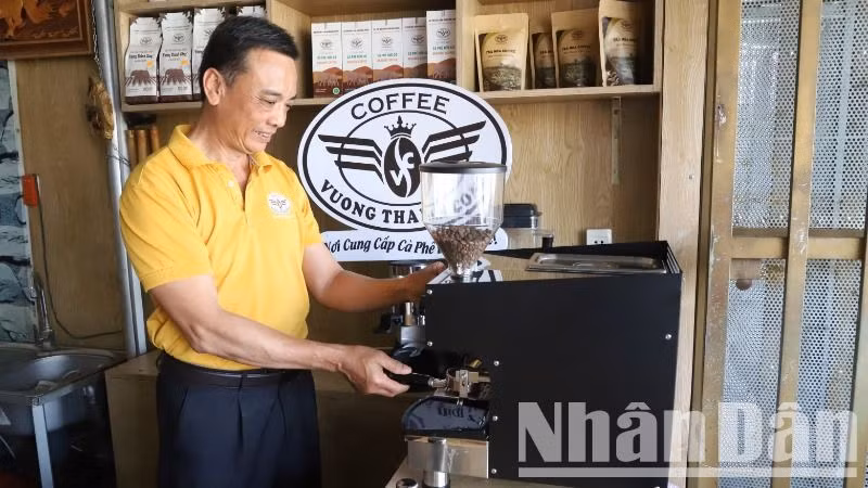 Công ty Vương Thành Công sẵn sàng phục vụ cà-phê miễn phí tại Lễ hội Cà-phê Buôn Ma Thuột lần thứ 9 năm 2025. Công ty Vương Thành Công sẵn sàng phục vụ cà-phê miễn phí tại Lễ hội Cà-phê Buôn Ma Thuột lần thứ 9 năm 2025.