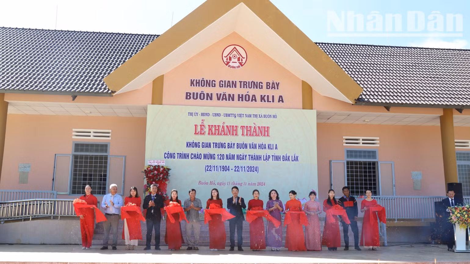 Trong năm 2024, thị xã Buôn Hồ khánh thành không gian trưng bày buôn văn hóa Kli A, công trình chào mừng 120 năm Ngày thành lập tỉnh Đắk Lắk.