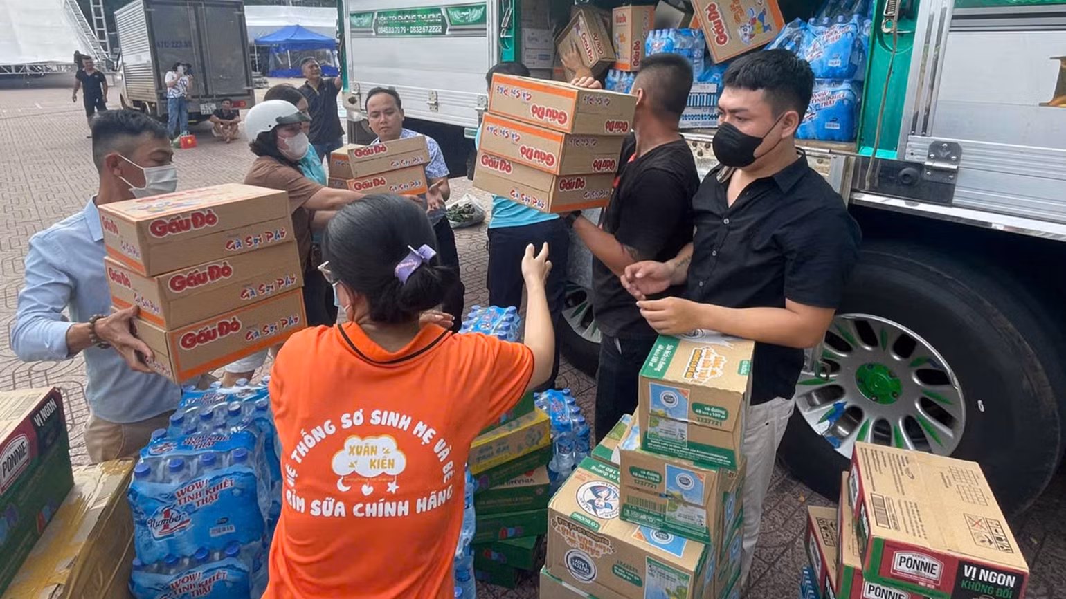 Đến nay đã nhân dân các dân tộc tỉnh Đắk Lắk đã quyên góp được hàng trăm tấn nhu yếu phẩm và các loại hàng hóa, thuốc men, áo quần... ủng hộ đồng bào các tỉnh phía bắc khắc phục hậu quả lũ lụt do cơn bão số 3 gây ra.