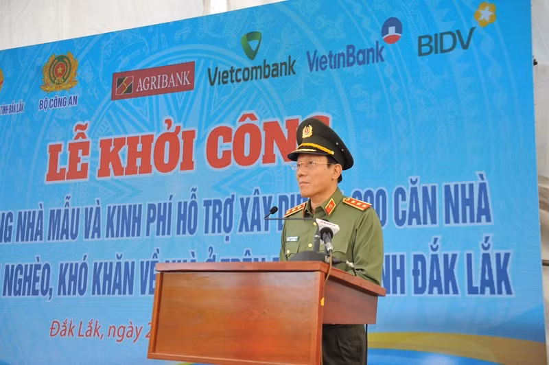 Thượng tướng Lương Tam Quang, Thứ trưởng Công an phát biểu tại buổi lễ.
