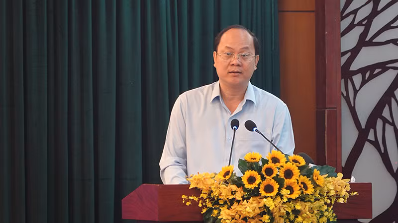Phó Bí thư Thường trực Thành ủy Thành phố Hồ Chí Minh Nguyễn Hồ Hải phát biểu kết luận hội nghị.