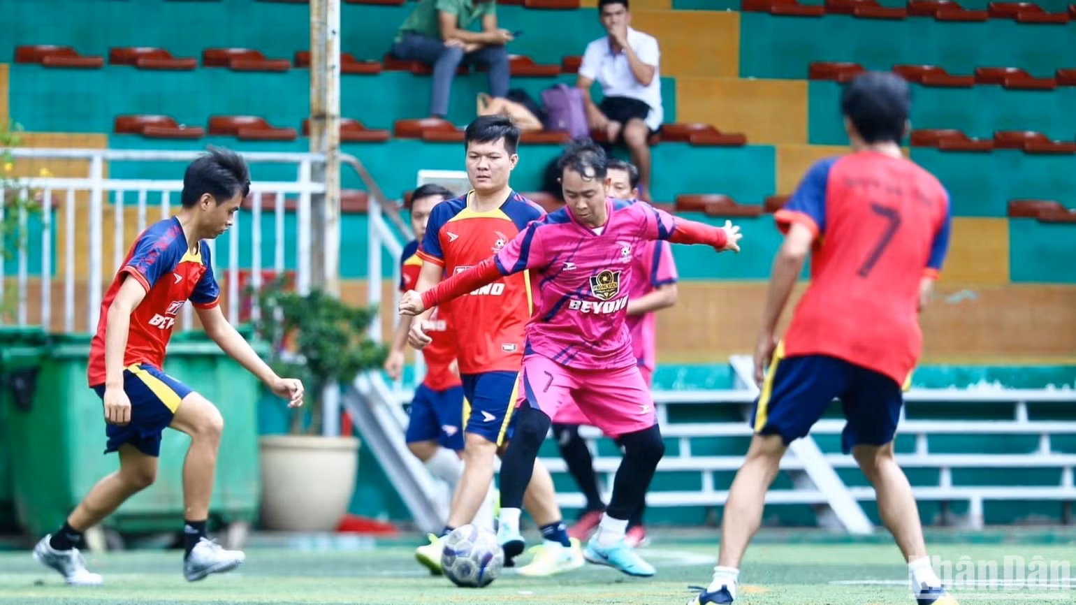 Các trận đấu vòng loại khu vực phía nam Press Cup diễn ra hấp dẫn, kịch tính. Các trận đấu vòng loại khu vực phía nam Press Cup diễn ra hấp dẫn, kịch tính.