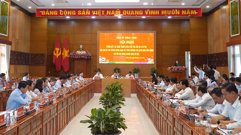 Quang cảnh Hội nghị. Quang cảnh Hội nghị.