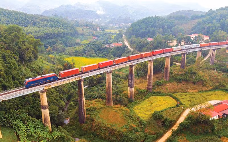 Ðoàn tàu chở hàng liên vận quốc tế.