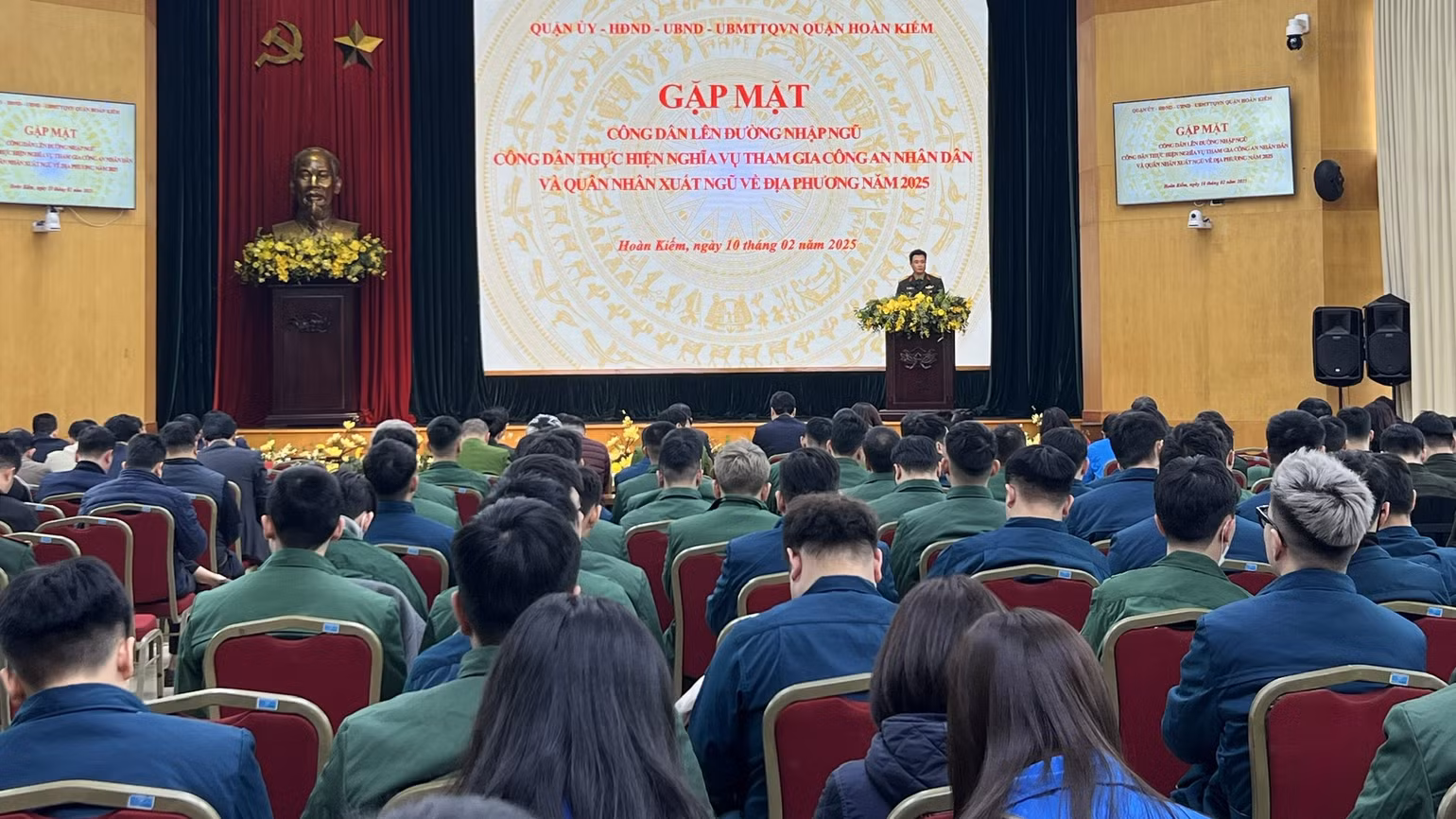 Quang cảnh buổi gặp mặt.