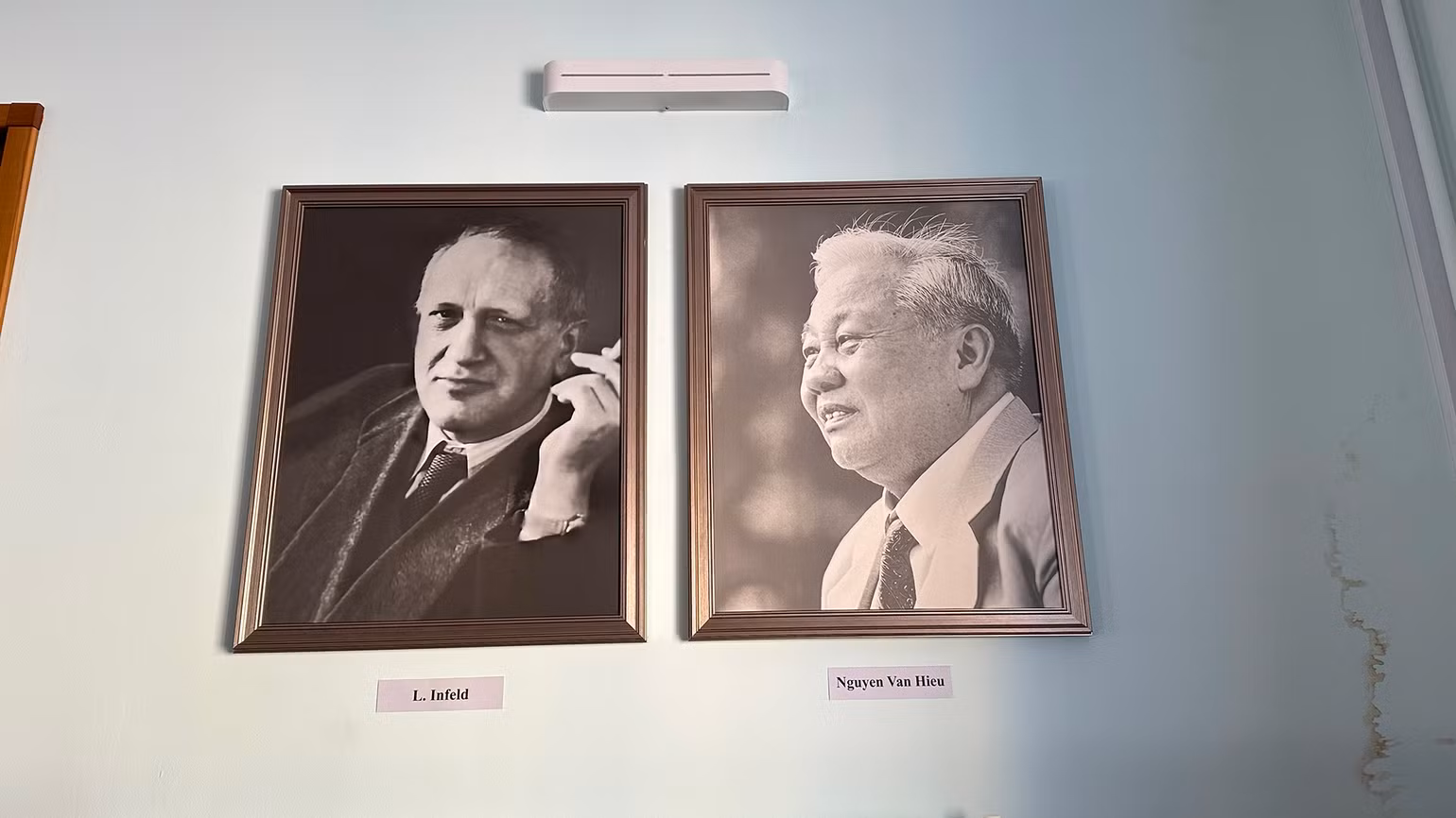 Ảnh giáo cố Giáo sư Nguyễn Văn Hiệu tại JINR. (Ảnh: THÙY VÂN)