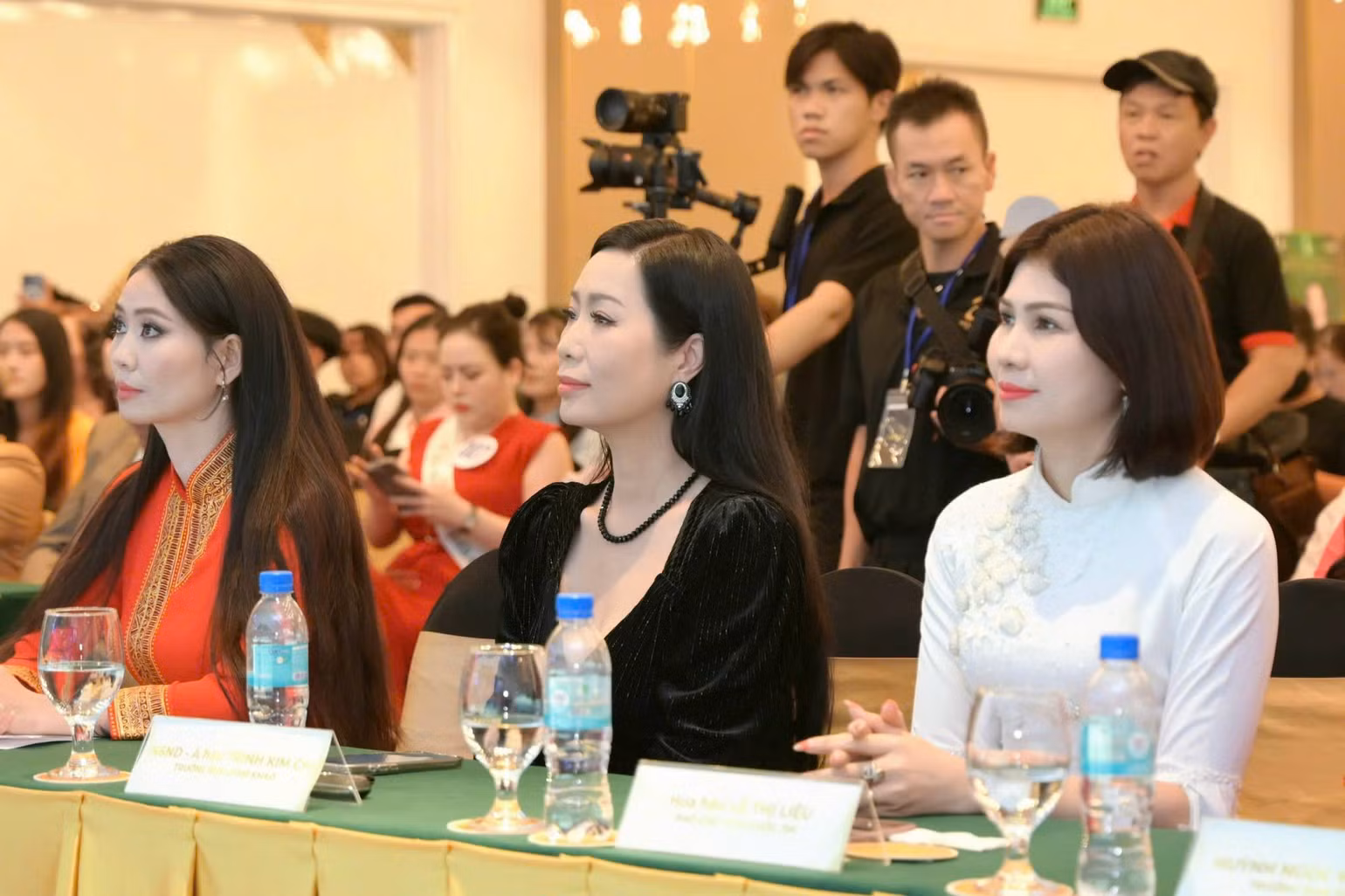 Ban tổ chức cuộc thi Hoa hậu Doanh nhân du lịch thế giới 2025. Ban tổ chức cuộc thi Hoa hậu Doanh nhân du lịch thế giới 2025.