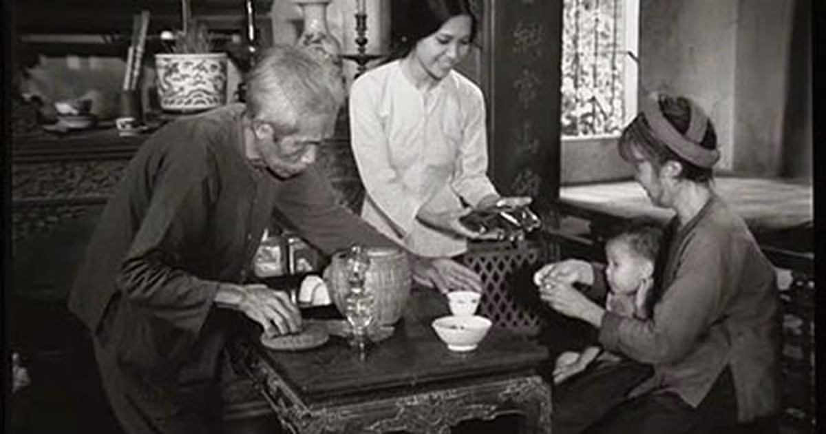 Phim "Bao giờ cho đến tháng Mười" của đạo diễn - Nghệ sĩ Nhân dân Đặng Nhật Minh từng giành nhiều giải thưởng quốc tế. (Ảnh: TL) Phim "Bao giờ cho đến tháng Mười" của đạo diễn - Nghệ sĩ Nhân dân Đặng Nhật Minh từng giành nhiều giải thưởng quốc tế. (Ảnh: TL)