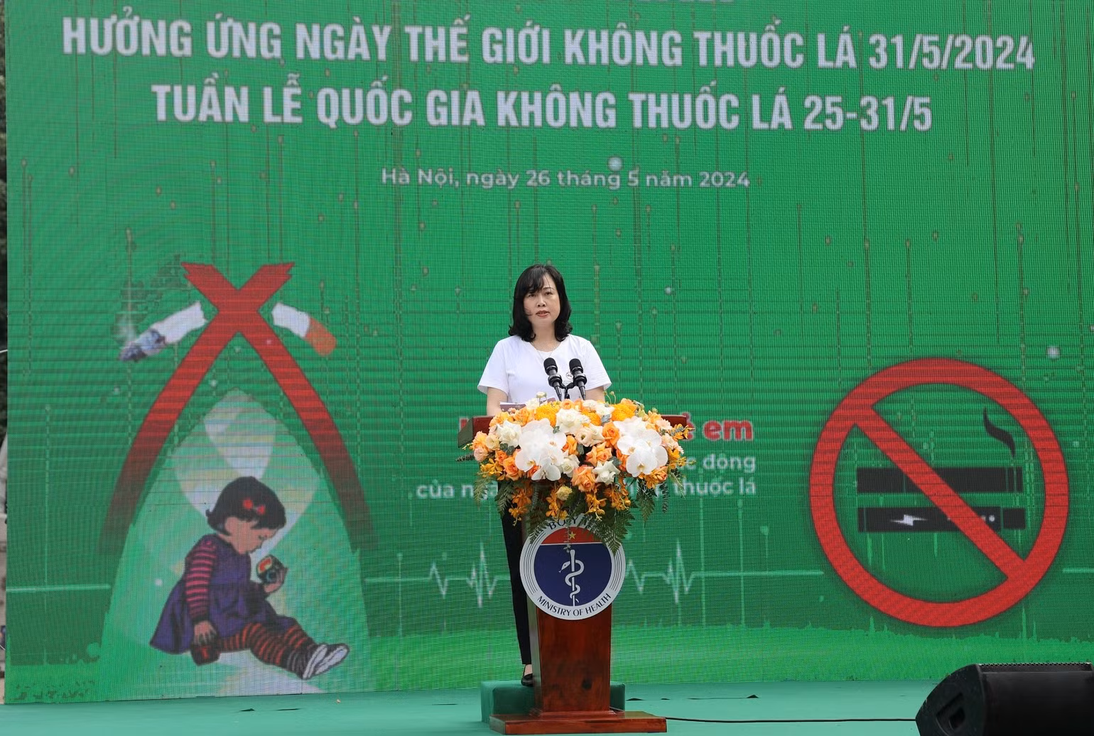 Bộ trưởng Y tế Đào Hồng Lan, Chủ tịch Hội đồng quản lý liên ngành Quỹ Phòng chống tác hại thuốc lá phát biểu tại lễ mít-tinh.