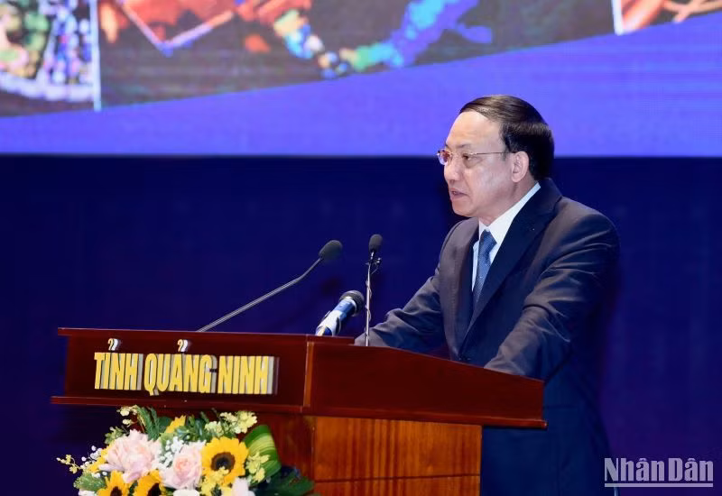 Bí thư Tỉnh ủy Quảng Ninh Nguyễn Xuân Ký phát biểu.