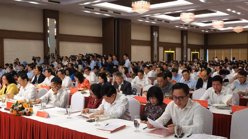 Các đại biểu dự hội nghị. Các đại biểu dự hội nghị.