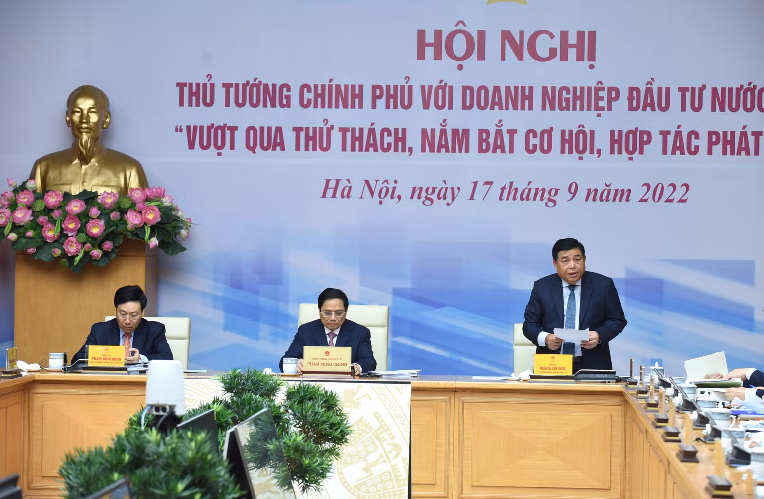 Bộ trưởng Kế hoạch và Đầu tư Nguyễn Chí Dũng phát biểu. (Ảnh: TRẦN HẢI) Bộ trưởng Kế hoạch và Đầu tư Nguyễn Chí Dũng phát biểu. (Ảnh: TRẦN HẢI)