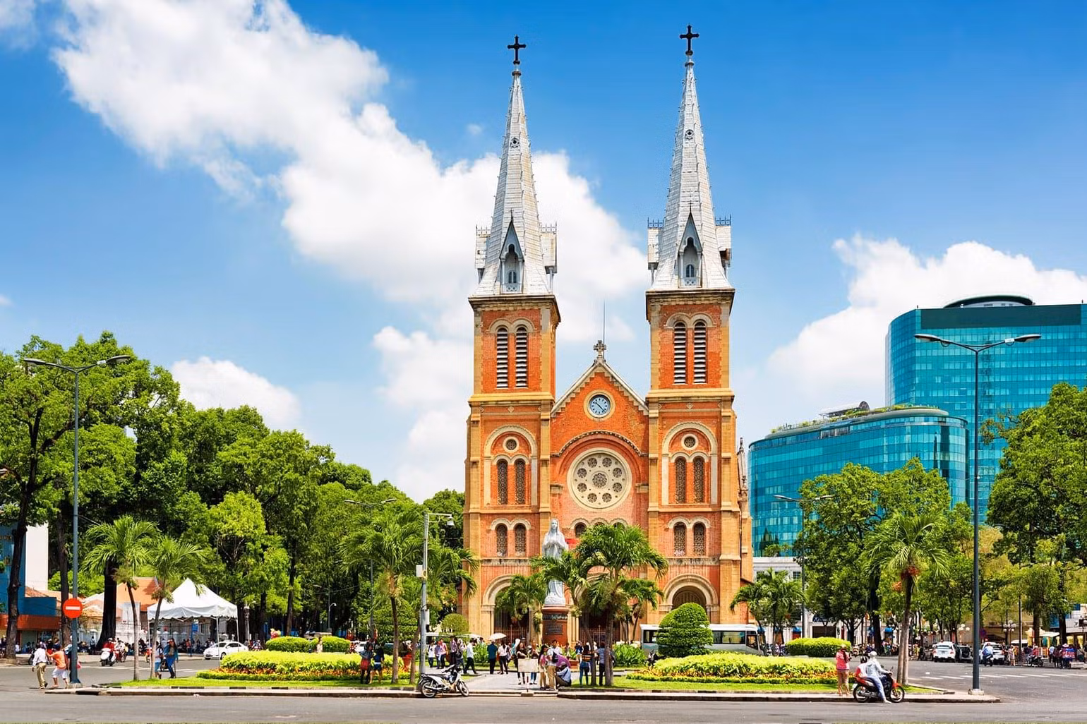 Mùa thu là thời điểm lý tưởng để tham quan Thành phố Hồ Chí Minh (Ảnh: Expedia) Mùa thu là thời điểm lý tưởng để tham quan Thành phố Hồ Chí Minh (Ảnh: Expedia)