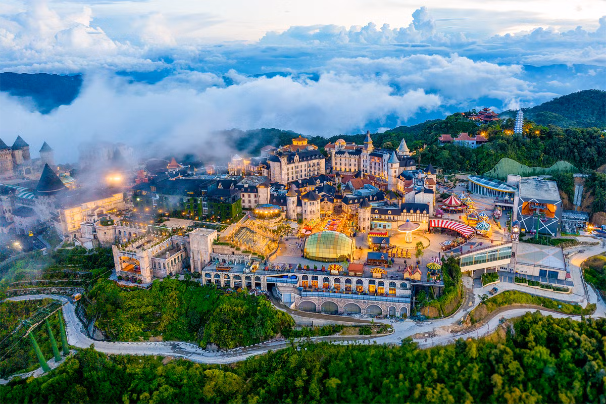 Sun World Ba Na Hills được nhận giải thưởng Công viên chủ đề hàng đầu châu Á. (Ảnh: Sun Group) Sun World Ba Na Hills được nhận giải thưởng Công viên chủ đề hàng đầu châu Á. (Ảnh: Sun Group)