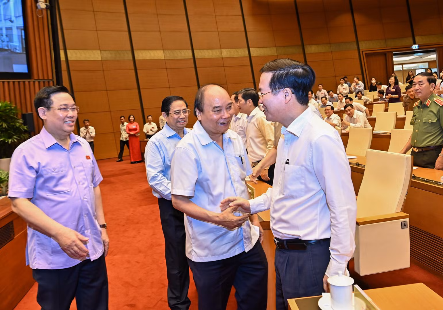 Chủ tịch nước Nguyễn Xuân Phúc, Thủ tướng Phạm Minh Chính, Chủ tịch Quốc hội Vương Đình Huệ, Thường trực Ban Bí thư Võ Văn Thưởng tại hội nghị. Chủ tịch nước Nguyễn Xuân Phúc, Thủ tướng Phạm Minh Chính, Chủ tịch Quốc hội Vương Đình Huệ, Thường trực Ban Bí thư Võ Văn Thưởng tại hội nghị.