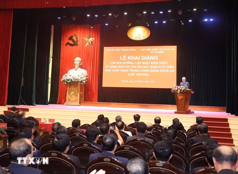 Tổng Bí thư, Chủ tịch nước Tô Lâm phát biểu chỉ đạo. (Ảnh: Trí Dũng/TTXVN) Tổng Bí thư, Chủ tịch nước Tô Lâm phát biểu chỉ đạo. (Ảnh: Trí Dũng/TTXVN)