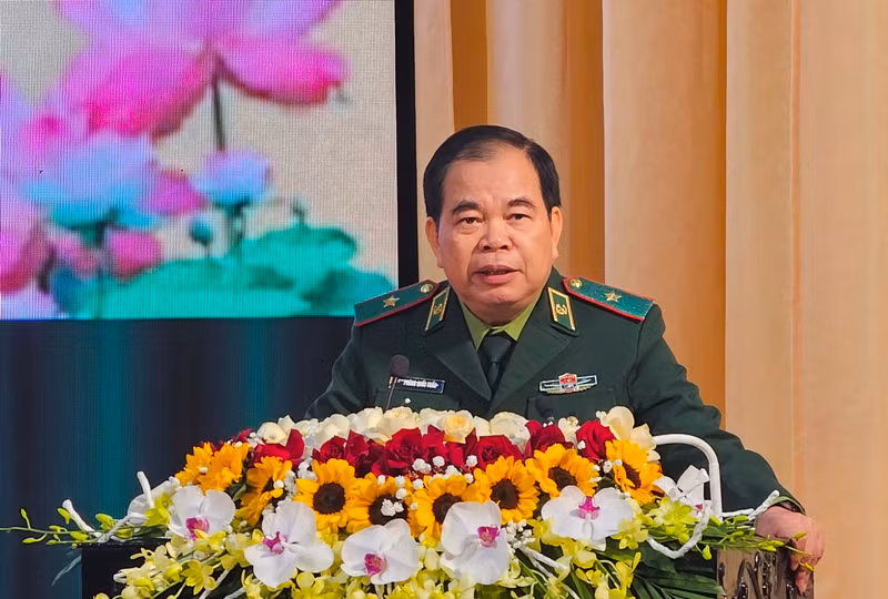 Lãnh đạo Bộ đội Biên phòng Việt Nam phát biểu tại hội nghị.