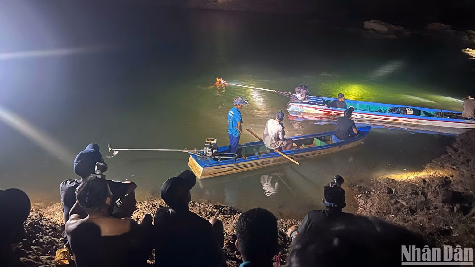 Khu vực 2 trẻ bị đuối nước. Khu vực 2 trẻ bị đuối nước.