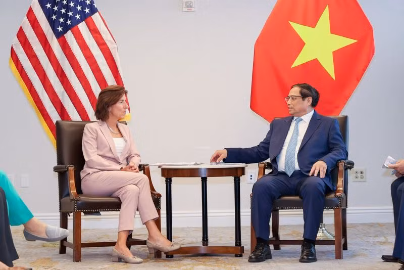 Thủ tướng Phạm Minh Chính tiếp Bộ trưởng Thương mại Hoa Kỳ Gina Raimondo. (Ảnh: Nhật Bắc) Thủ tướng Phạm Minh Chính tiếp Bộ trưởng Thương mại Hoa Kỳ Gina Raimondo. (Ảnh: Nhật Bắc)